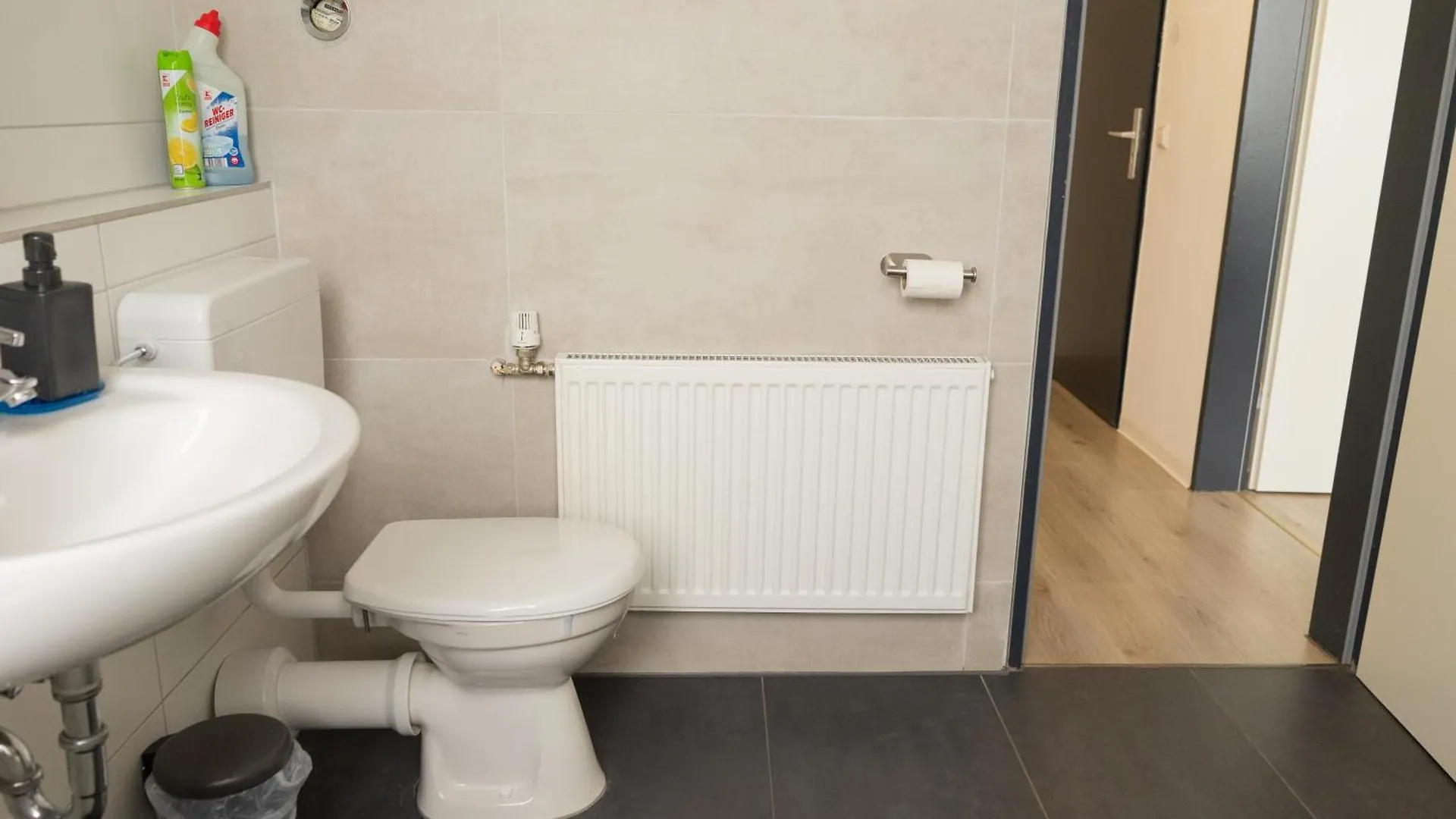 2 Zimmer Wohnung In Hannover 0*,