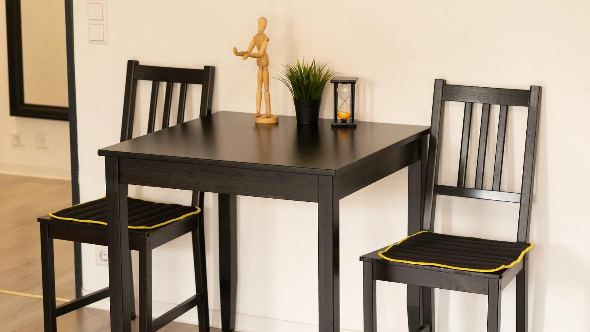 Apartman 2 Zimmer Wohnung In Hannover